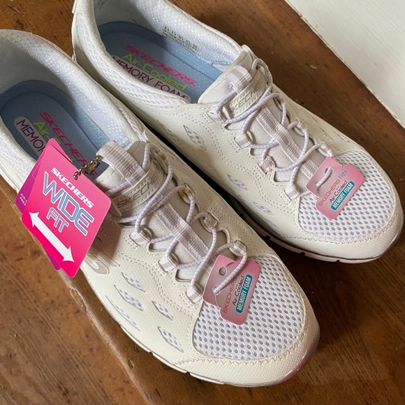 Sketchers Flex Size 8.5 Wide Fit - Picture 4 of 8